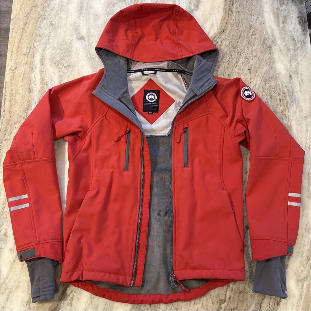 EUC Canada Goose Trenton Hooded Soft Shell Jacket Men’s Extra Small (XS) Red
